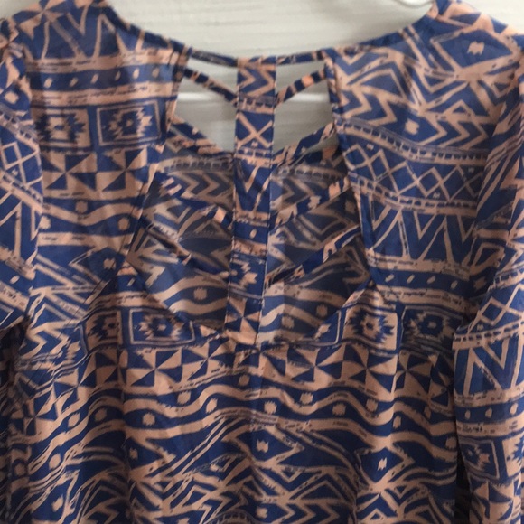 3 for $25 Blu pepper hi lo long sleeve boho style - Picture 4 of 8